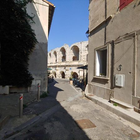 Charmante Maison Arlesienne A L'Ombre Des Arenes, De 2 A 5P Exteriör bild