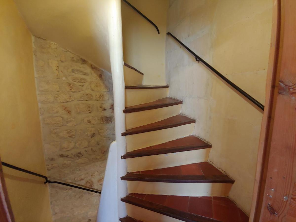 Charmante Maison Arlesienne A L'Ombre Des Arenes, De 2 A 5P Exteriör bild