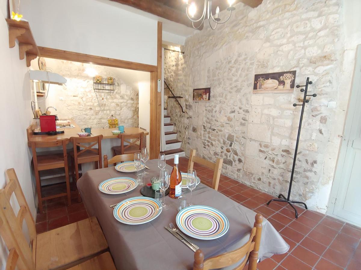 Charmante Maison Arlesienne A L'Ombre Des Arenes, De 2 A 5P Exteriör bild
