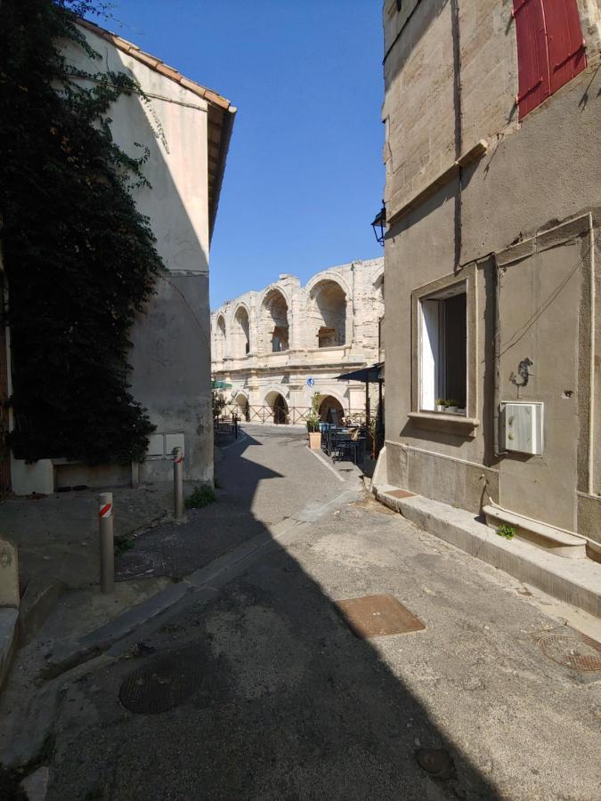 Charmante Maison Arlesienne A L'Ombre Des Arenes, De 2 A 5P Exteriör bild